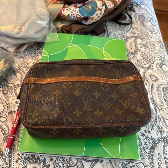 Louis Vuitton Handbags - Louis Vuitton